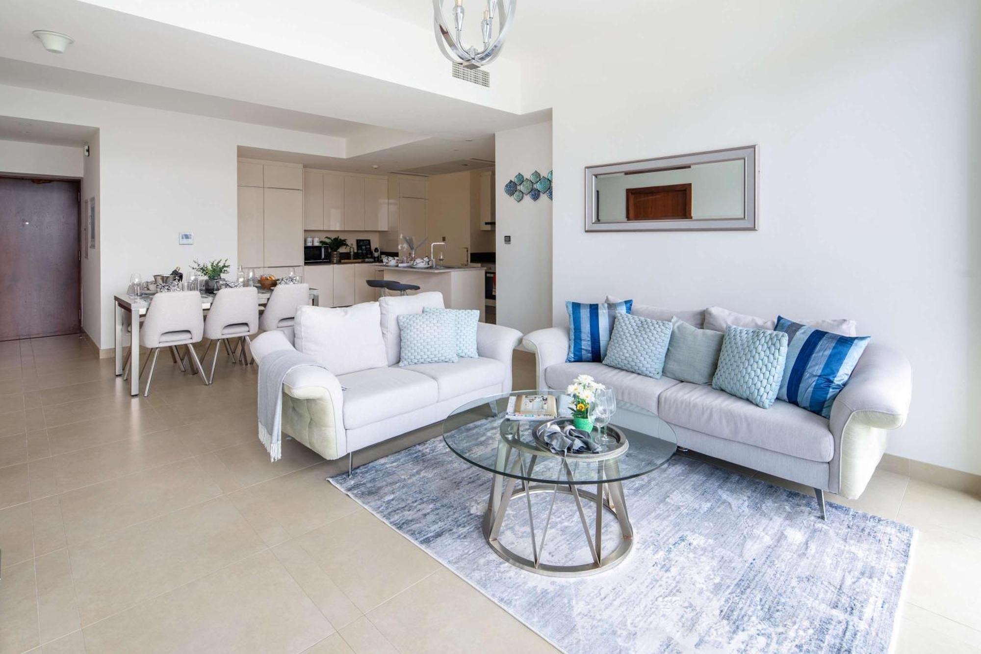 Frank Porter - Marina Gate Apartment Dubai